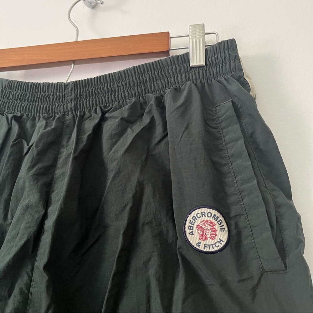 Vintage Abercrombie Snap Button Tearaway Nylon Pants Indian Y2K Baggy Green L - Picture 3 of 11